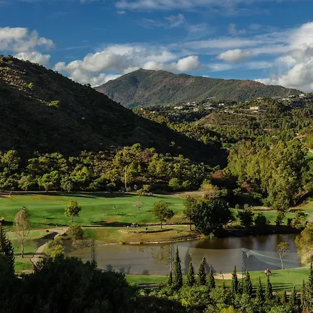Apartment Stunning Views Of Mountains, Sea, Golf And Benahavís
