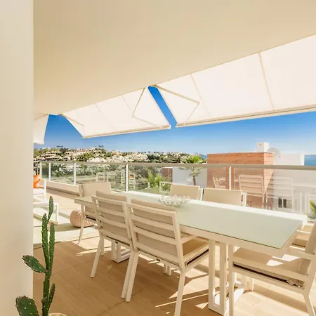 Stunning Views Of Mountains, Sea, Golf And Appartement